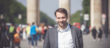 Sebastian Jabbusch ist Berater für politische Kommunikation